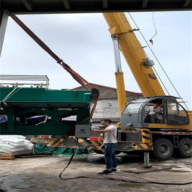 禹城吊风力发电机的吊车大概多少钱