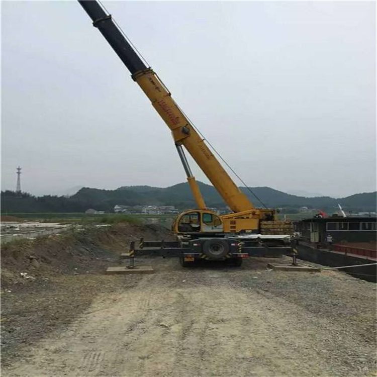 禹城重型吊车租赁费用